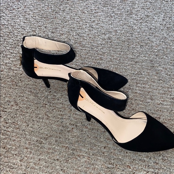 BCBGeneration Shoes - BCBG low cut heels